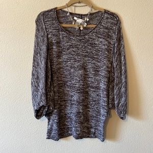 5/$10❤️❤️❤️STUDIO M Knit with Dolman Sleeves